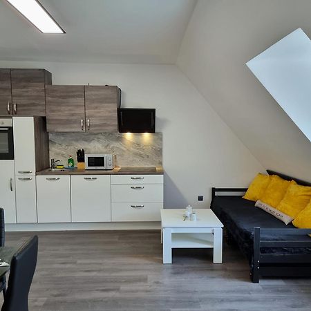 Rentcenter79 Apartment Sankt Peter-Freienstein ภายนอก รูปภาพ