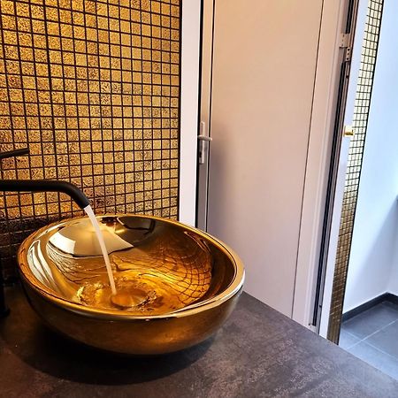 Rentcenter79 Apartment Sankt Peter-Freienstein ภายนอก รูปภาพ