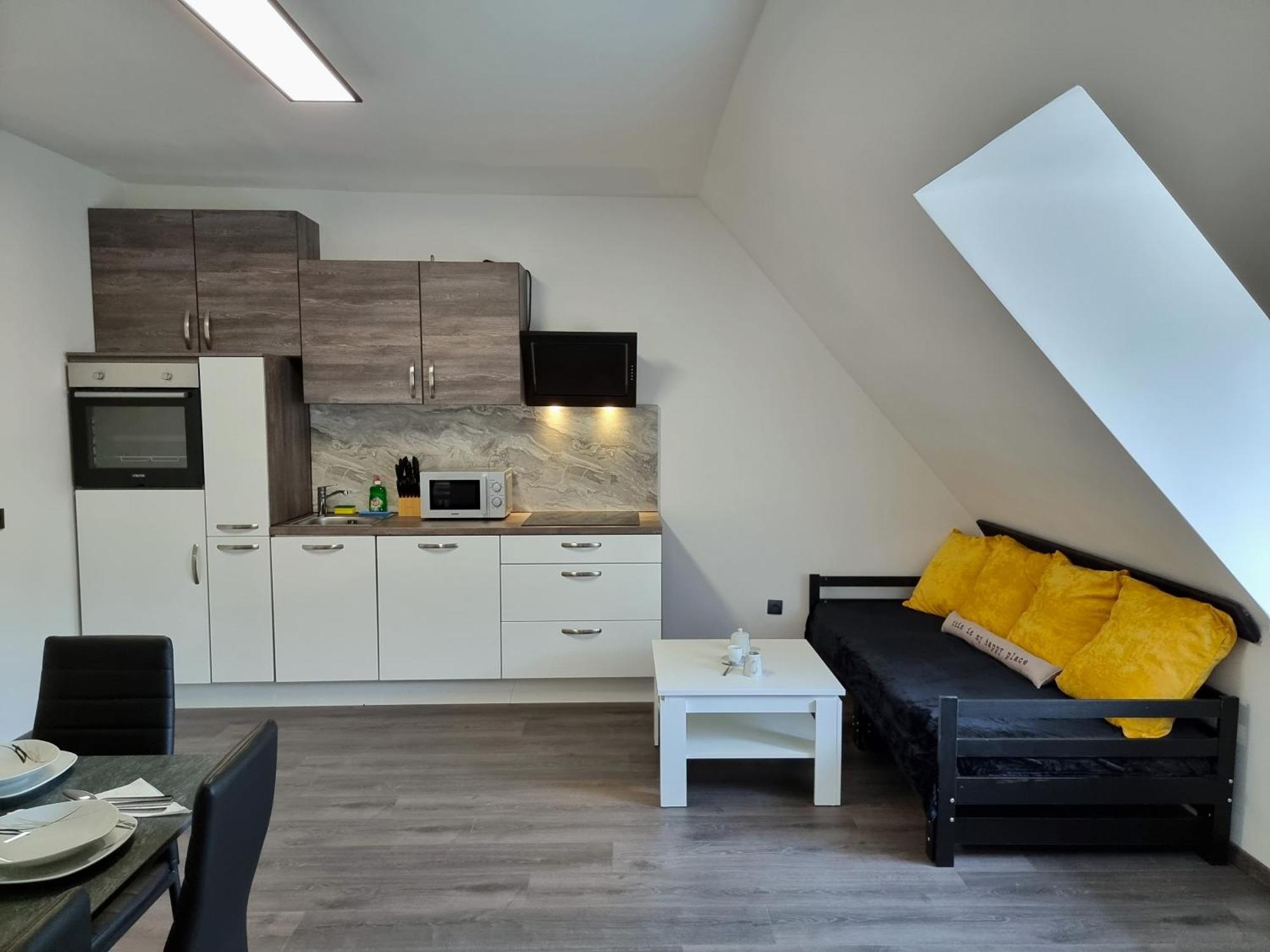 Rentcenter79 Apartment Sankt Peter-Freienstein ภายนอก รูปภาพ