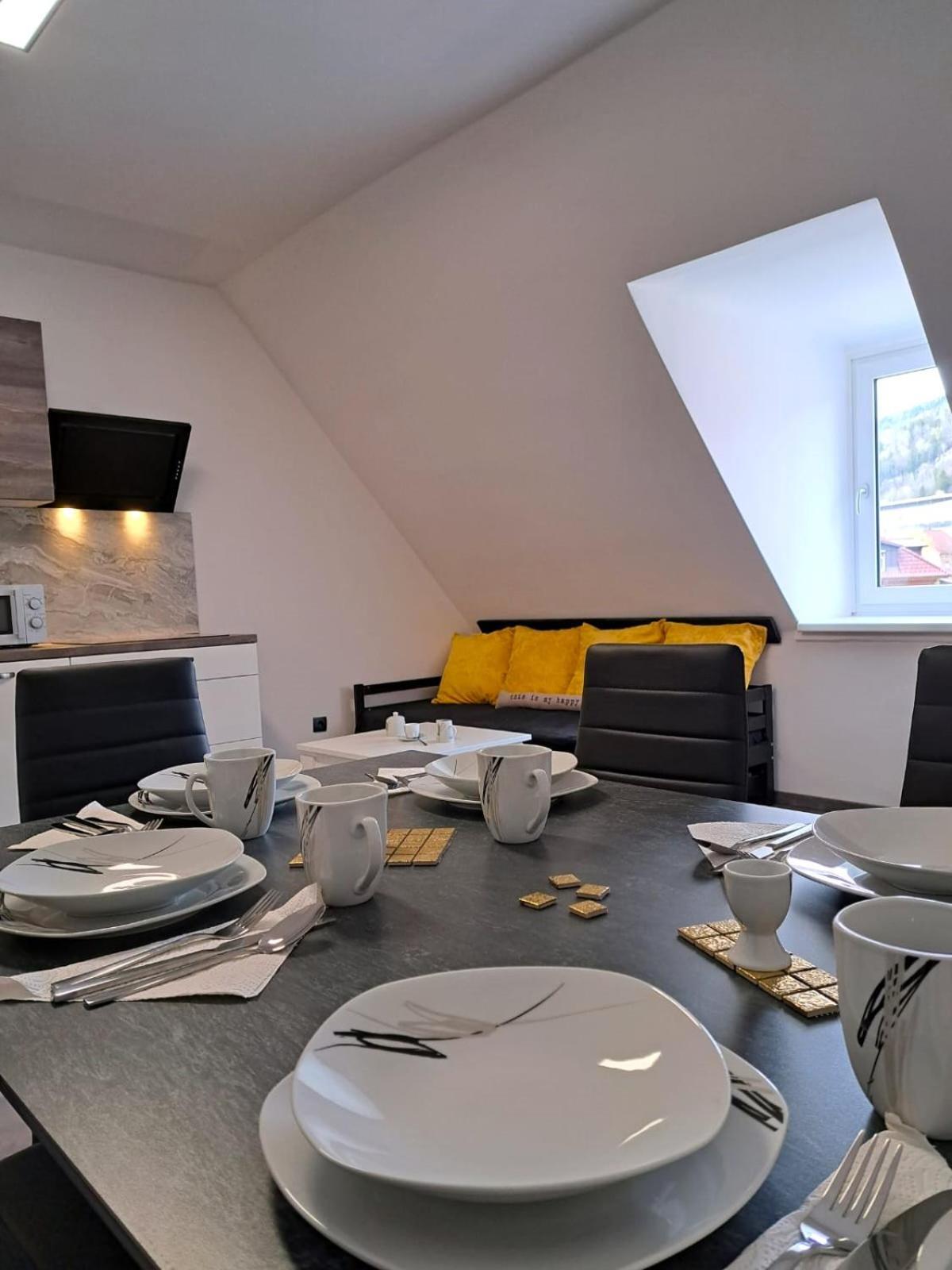Rentcenter79 Apartment Sankt Peter-Freienstein ภายนอก รูปภาพ